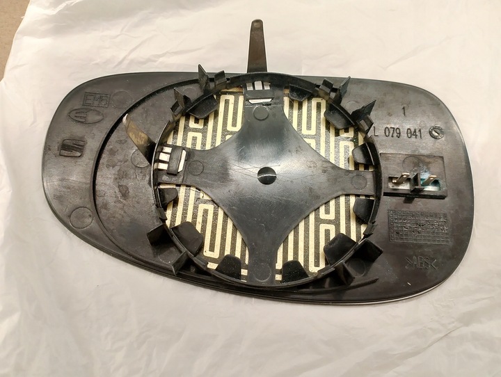 фото №8, Вкладка левый стекло зеркало seat leon ii 05-09