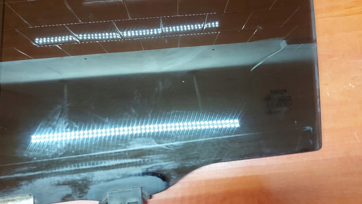 фото №5, Скло ліва лівий зад зад na toyota corolla verso ii 04-