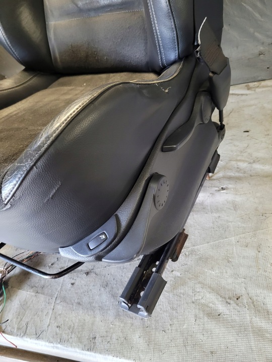 фото №7, Сиденья полукожа з підігрівом комплект renault laguna ii универсал 04r