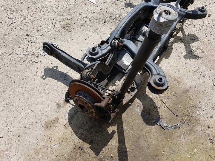 фото №5, Mercedes b w246 10r- балка підвішування зад