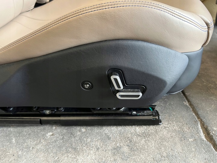 фото №6, Ferrari portofino f164 сидіння сидіння диван інтер'єр повний набір