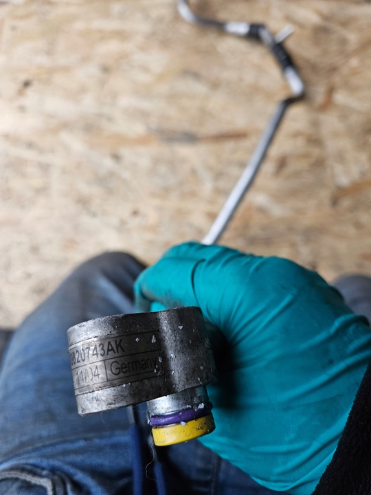 фото №7, Шланг кондиционера 1k0820743ak vw golf v a3 2.0