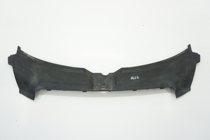 фото №1, Audi a6 c6 защита ремня передней верхняя 4f0807081