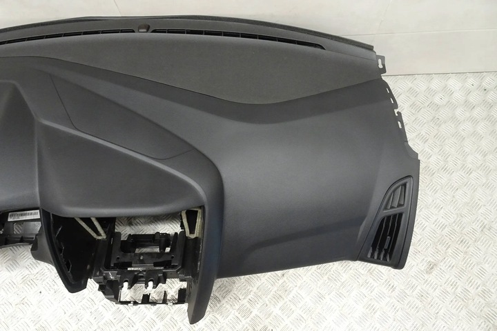 фото №11, Ford focus mk3 st sedan usa панель роздавальна капот 18-