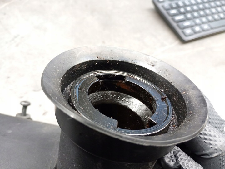 фото №10, 06a103469al крышки клапанов vw audi seat skoda 1.6 mpi