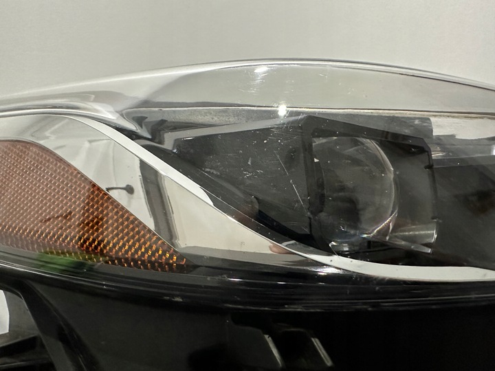 фото №11, Toyota prius prime лампа права повний led європа 2 модулі