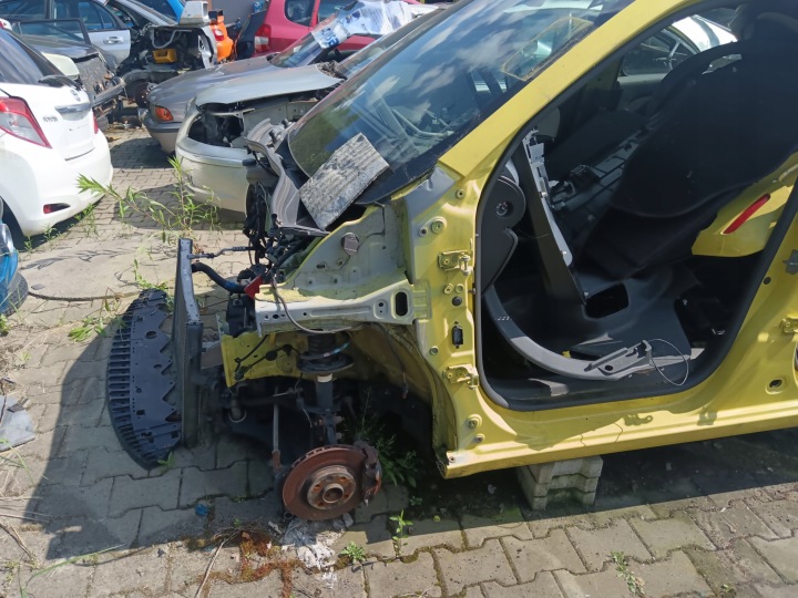 фото №8, Renault twingo iii smart forfour подвешивание левые перед mcperson поворотный кулак