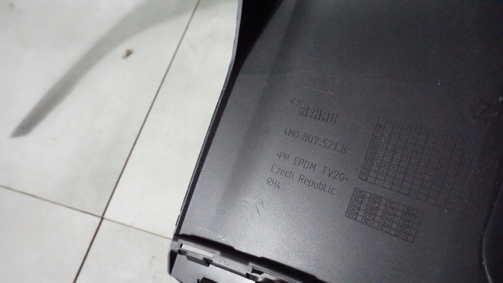 фото №10, Audi q7 s-line спойлер задний 4m0807521b