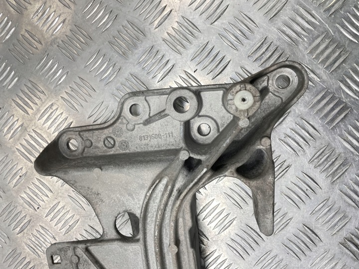 фото №8, Bmw g01 g20 g30 балка поперечна коробки коробка передач 6870603