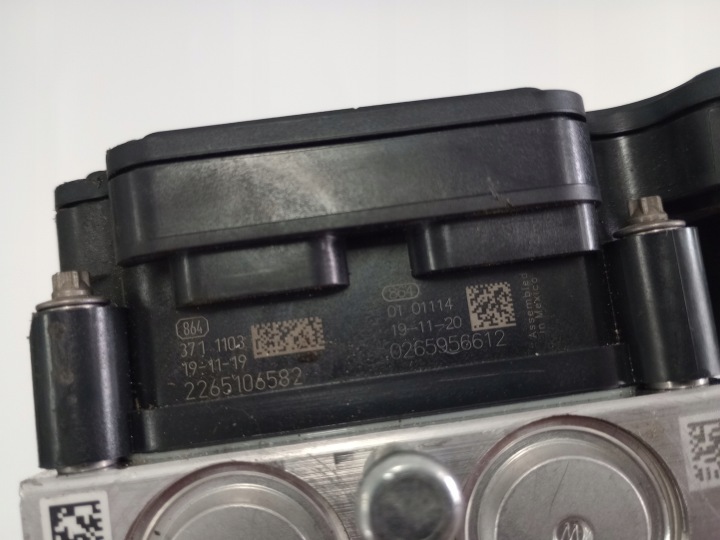 фото №7, Mercedes главный тормозной цилиндр abs a1779002305 0265956612 европа