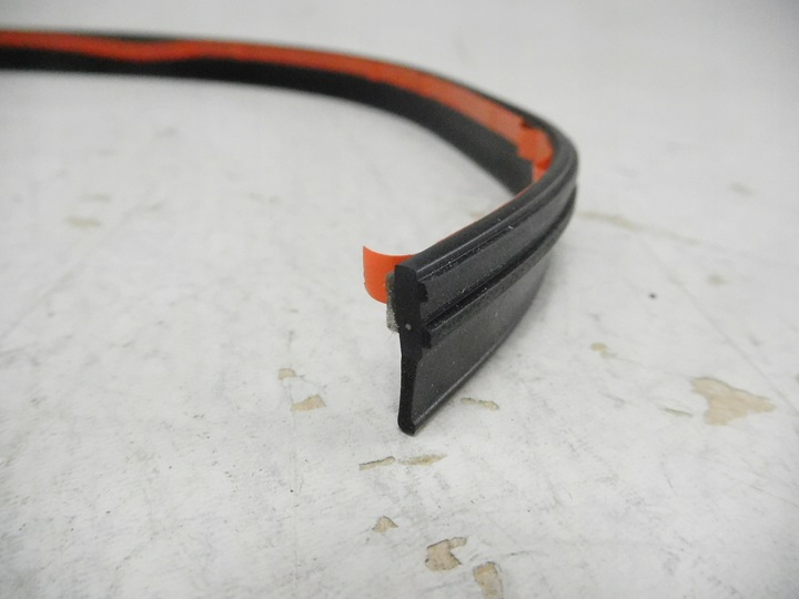 фото №5, Прокладка скла передній citroen c6 8120q8