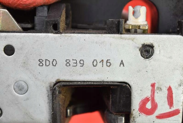 фото №6, Замок двері праві зад задній 8d0839016a audi a4 b5 універсал рестайлінг 97-01