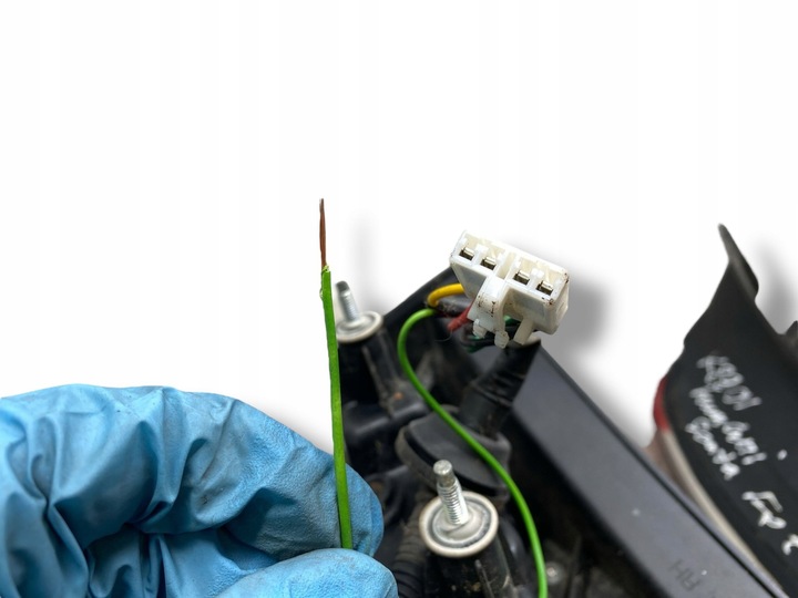 фото №9, Hyundai santa fe 2010 права сторона лампа задня