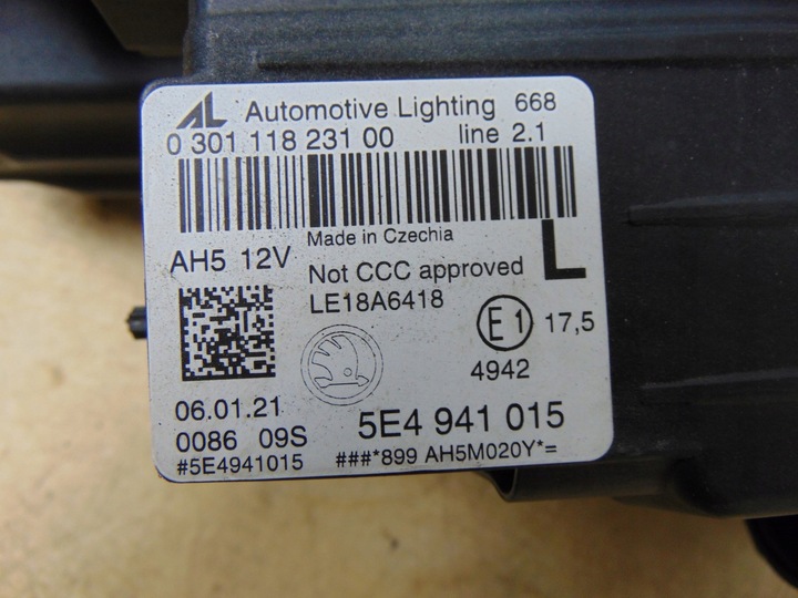 фото №15, Лампа ліва перед skoda octavia iv 5e4941015 європа