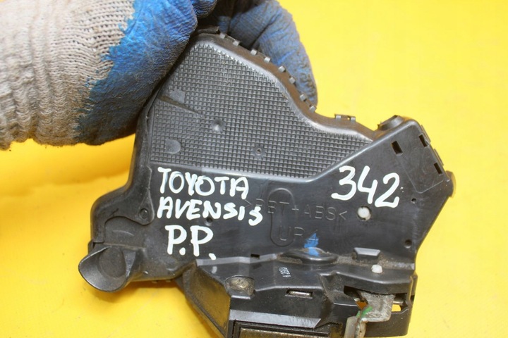 фото №6, Замок дверь правые перед corolla verso