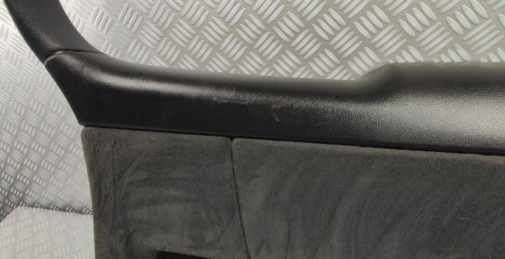 фото №8, 4f9867973a 4f9867979 защита карта крышки багажника audi a6 c6 avant