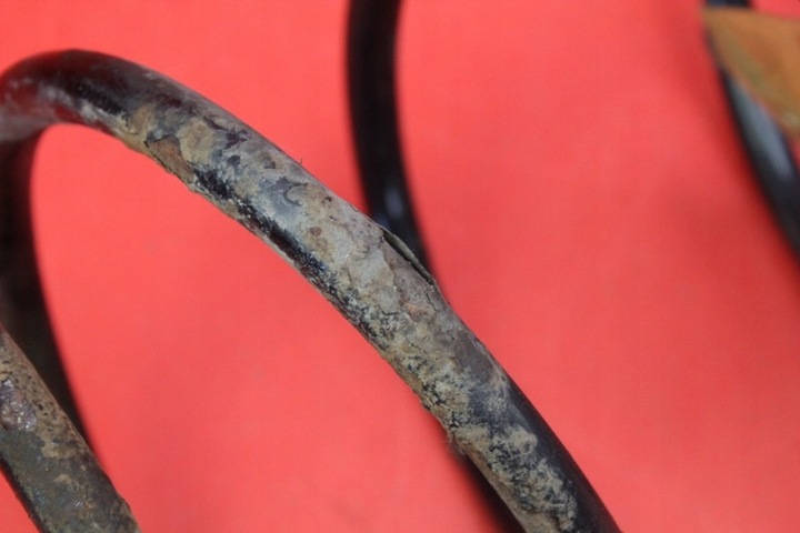 фото №8, Пружина перед передняя toyota corolla verso 1 i 1.6 vvt-i 110 km 01-04