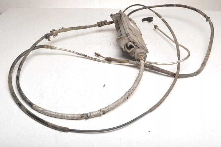 фото №1, Ford c-max mk1 тормоз ручной электрический 3m51-2598-eb