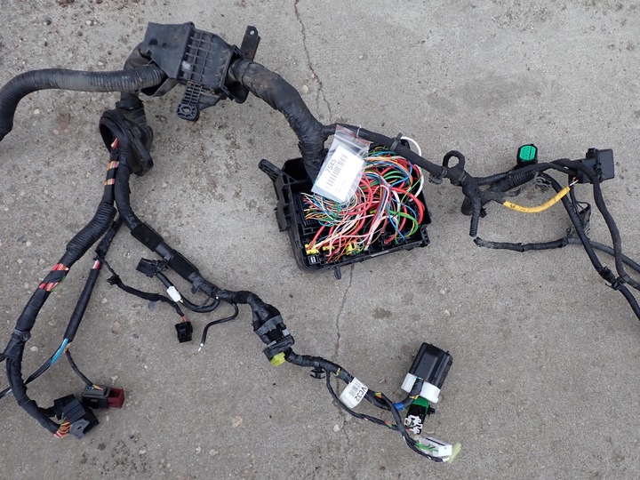 фото №6, Установка камери двигуна запобіжники kia ceed ii 1,4 14 hb передній рестайлінг