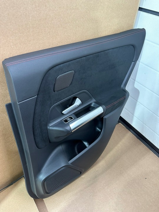 фото №11, Сиденья, диван, салон, обшивки, средство mercedes eqa w243 алькантара, европа