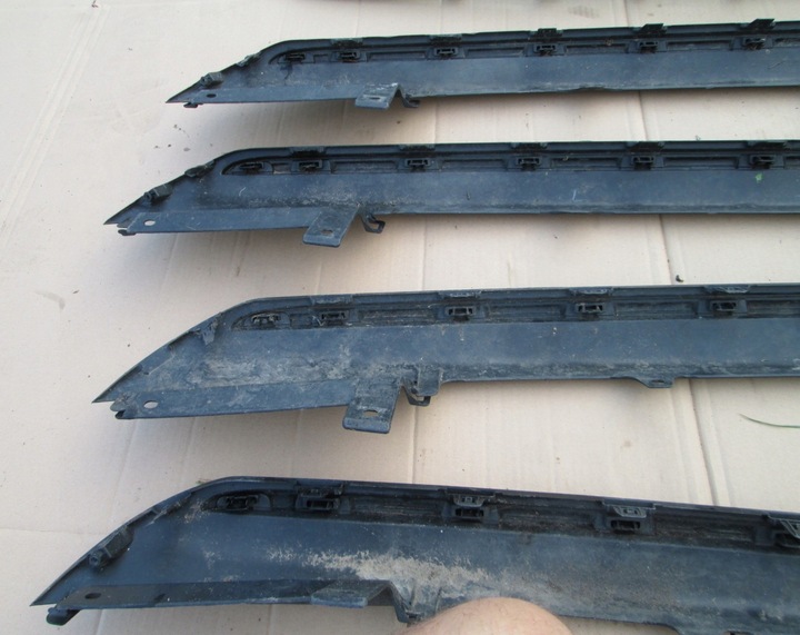 фото №10, Toyota auris ii hb рестайлінг накладка бампера зад dol нижня спойлер спойлер