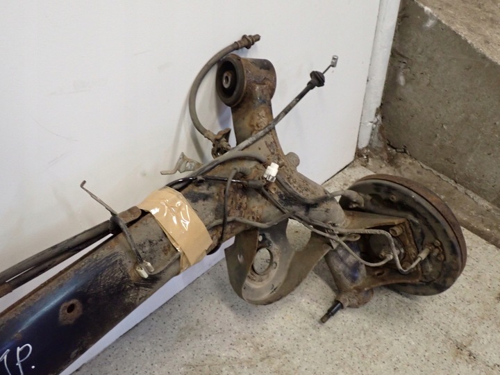 фото №4, Suzuki sx4 sedici 06- балка підвішування зад задня