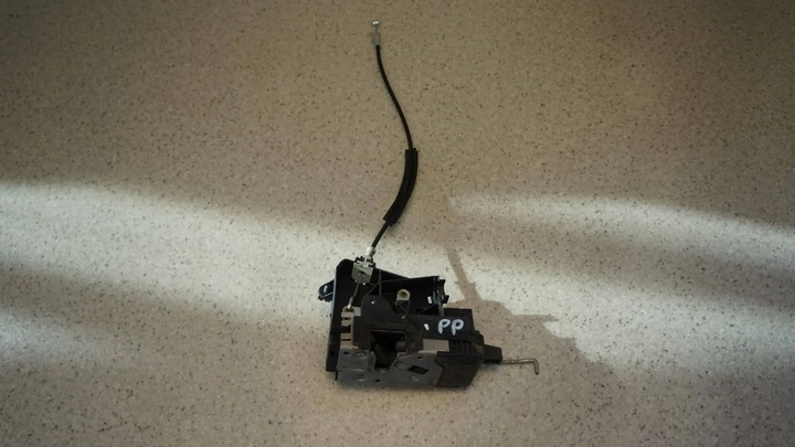 фото №6, Замок двері праві перед переднє opel vectra c signum 5 pin європа 13210765