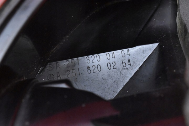 фото №10, Лампа правая зад задняя 403122r mercedes r-klasa w251 05-10