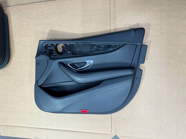 фото №15, Сидіння, салон, диван, шкіра, обшивки mercedes e w213 g sedan європа