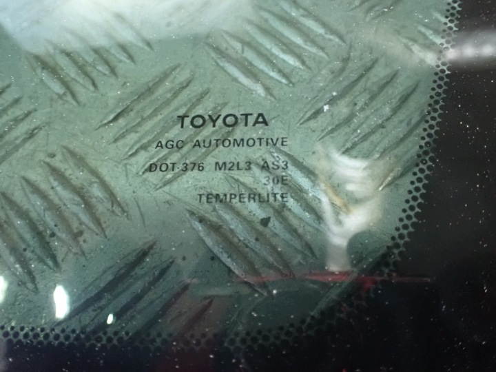 фото №9, Стекло кузова правая молдинг хром toyota sienna xl40 2.5 гибрид 2021-