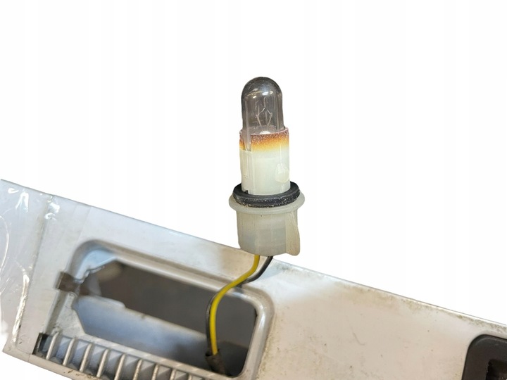 фото №9, Ford focus 2010 лампа освітлення задньої номерного знака реєстраційний 8m51a43404a