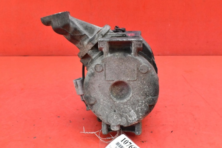 фото №5, Компрессор насос кондиционера 447220-4231 toyota avensis verso 2.0 d-4d