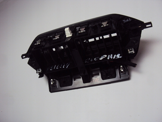 фото №8, Панель кондиціонера радіо peugeot 2008 ii 2019-