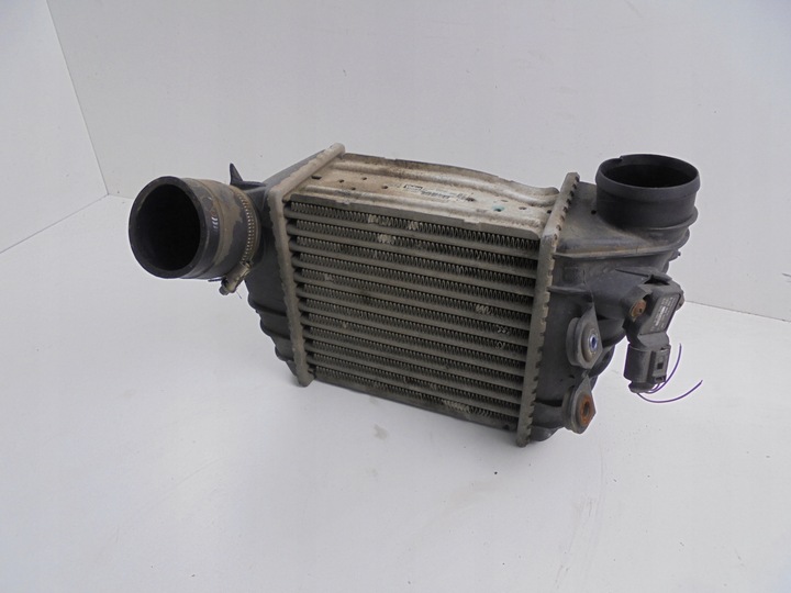 фото №1, Радиаторов интеркулер 8n0145803c audi tt 8n 1.8 t