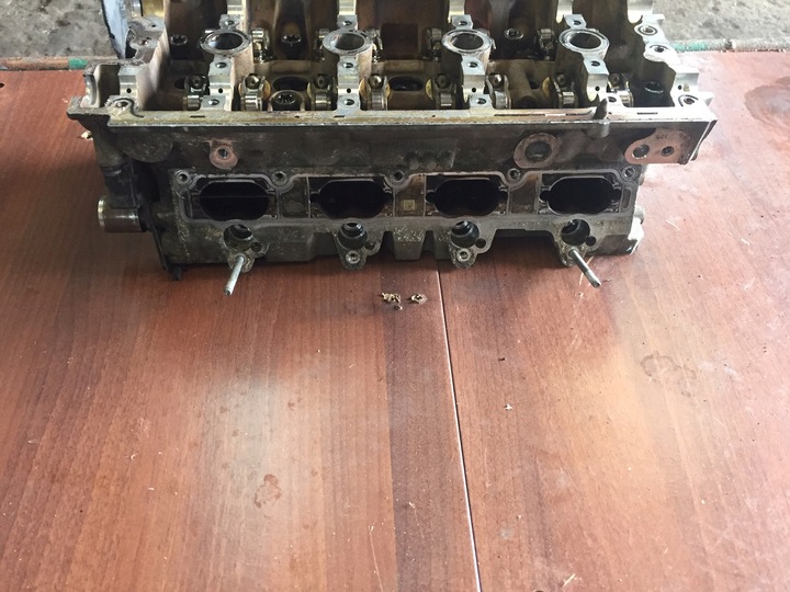 фото №14, Audi a6 c6 2.0 tfsi головка клапани bpj 06f103373