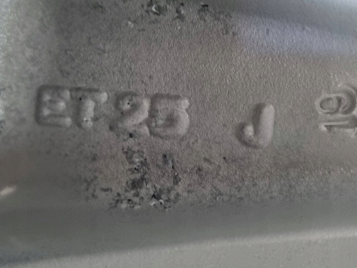 фото №14, Toyota land cruiser j150 2012 всі диски алюмінієві r18