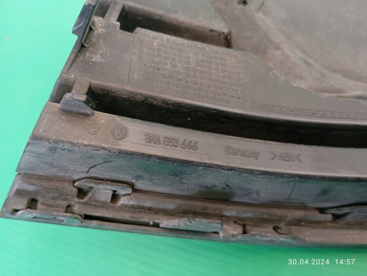 фото №10, Решётка решётка бампера правая vw passat b7 3aa853666