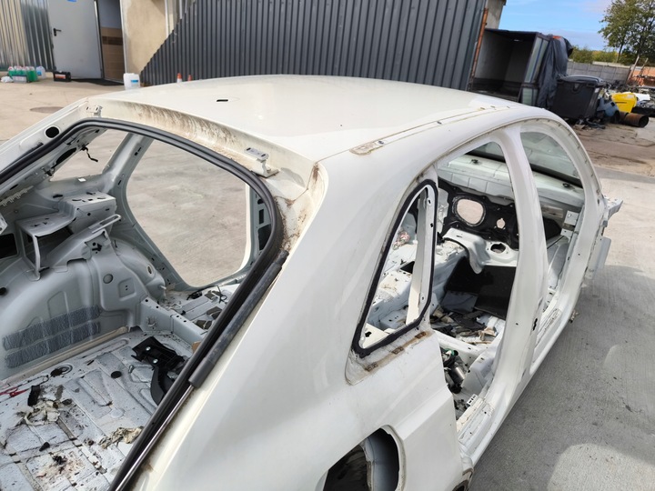 фото №6, Дах чверть обшивка дах audi q3 8u 2011-2018 оригінал !!!