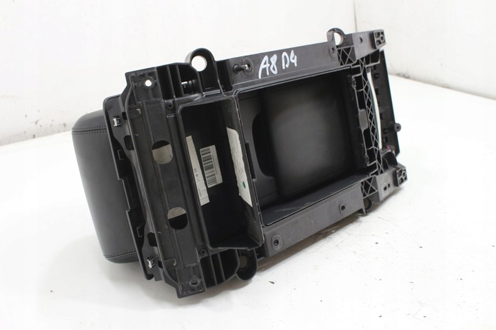 фото №9, Подлокотник бардачок зад audi a8 d4