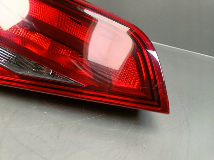 фото №10, Фара ліва задня audi a3 8v sportback ліве зад w кришка багажника кришки 8v4945093