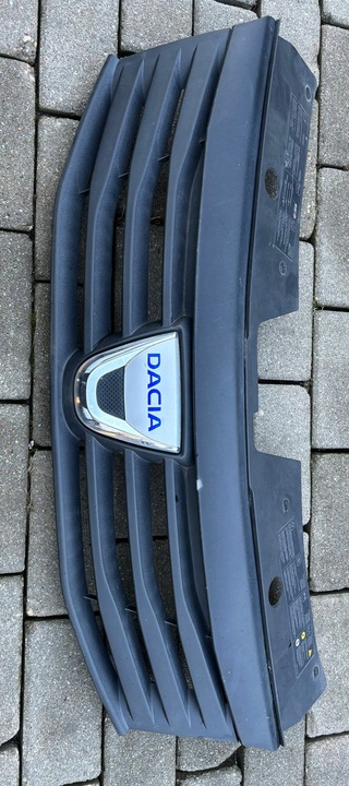 фото №1, Dacia sandero i 8200735104 решётка радиатора решётка новая оригинал.