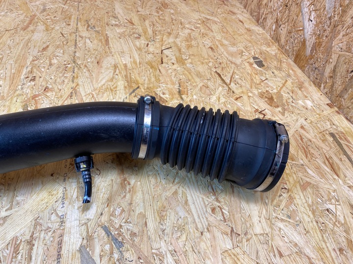 фото №6, Труба шланг шланг воздуха интеркулер audi rsq3 rs3 07k129665f 83a129624a