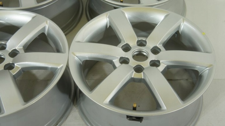 фото №11, Диски k3957 toyota 6x114,3 et50 7,5jx17 nissan
