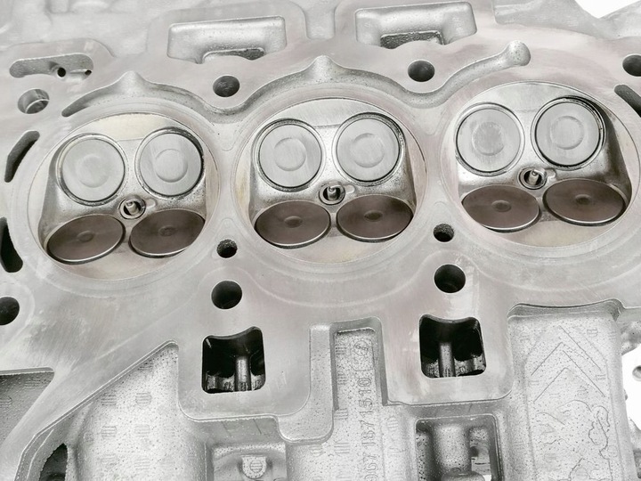 фото №9, Citroen ds3 cactus 1,2vti головка 9671871510 оригінал