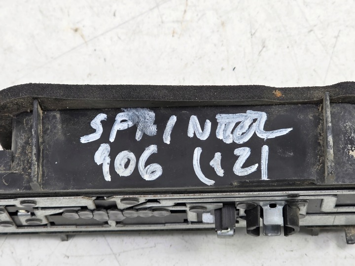 фото №5, Sprinter w906 06- вкладка лампы зад заднее правое левое 3917379999 1z