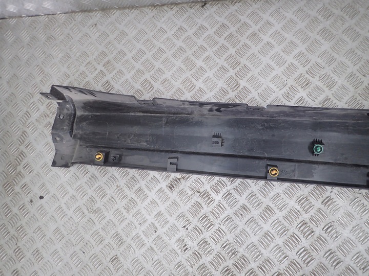 фото №7, Maserati levante планка порогова накладка права rh 670040336 n16