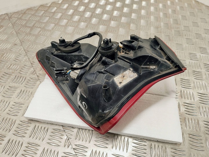 фото №8, Citroen ds5 2012 права сторона лампа задня