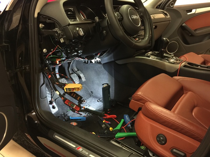 фото №9, Wnętrzne кожаные audi a4 8k sportback сиденья диван обшивки