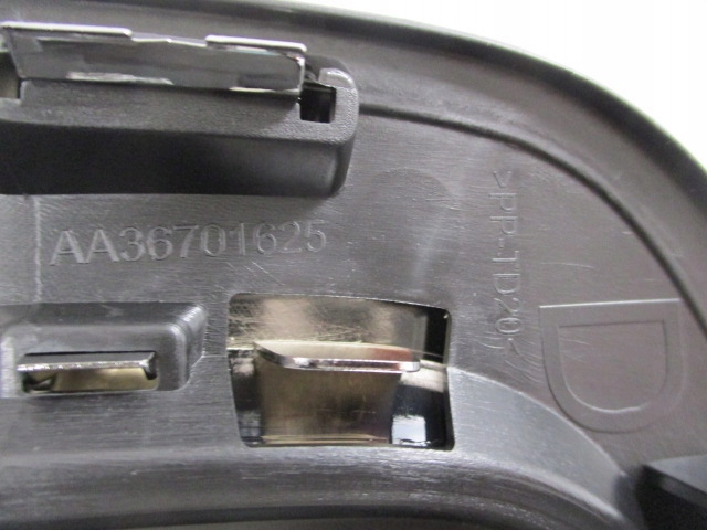 фото №11, Peugeot 3008 рестайлинг решётка бампера галоген правая новая