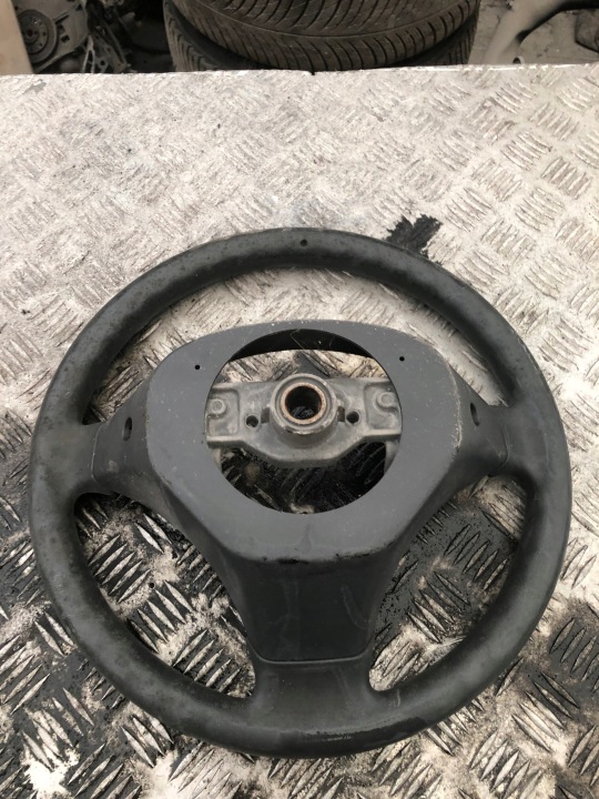 фото №5, Руль toyota yaris